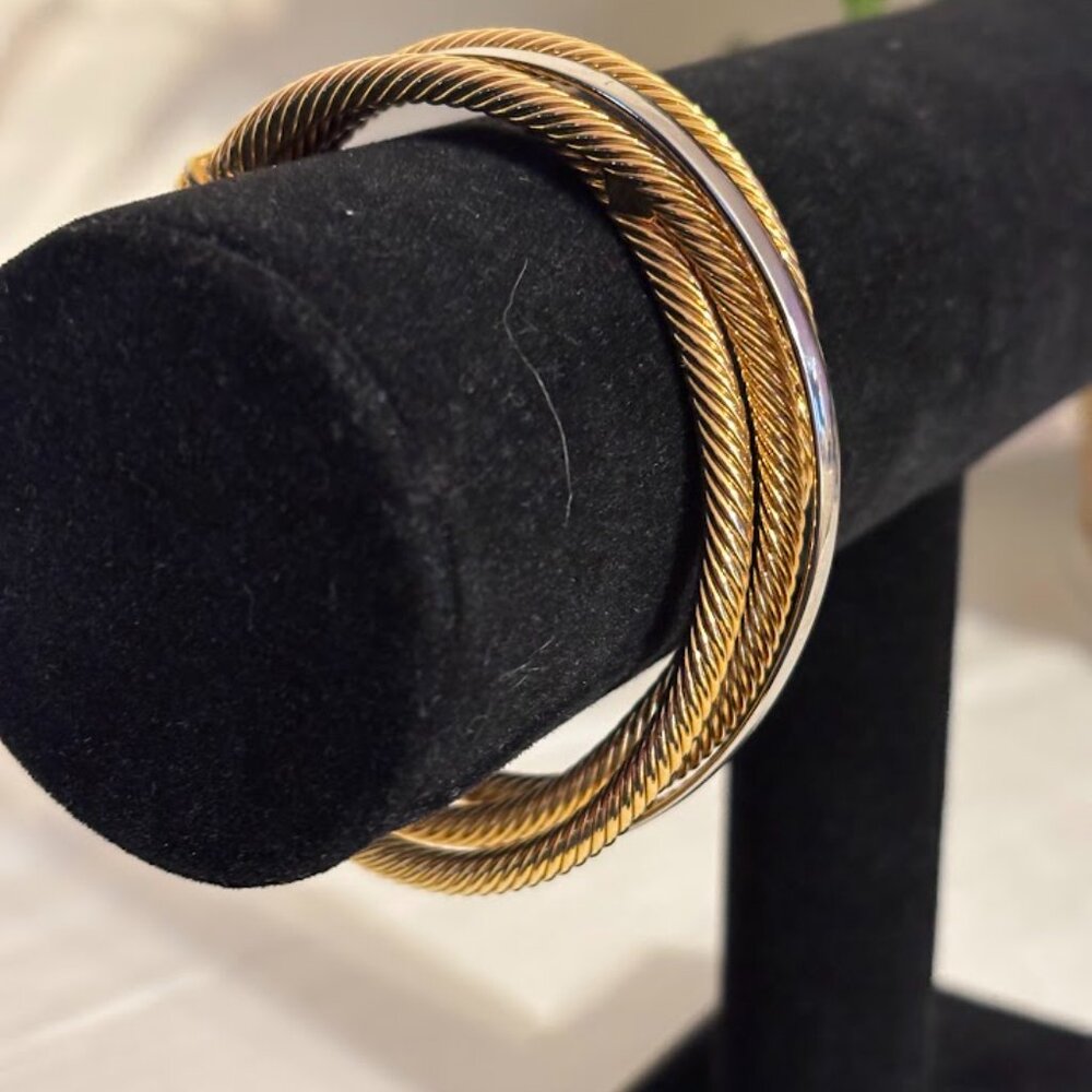 Beautiful Gold and Silver Interwind Bracelet for any occasion - Picture 11 of 16